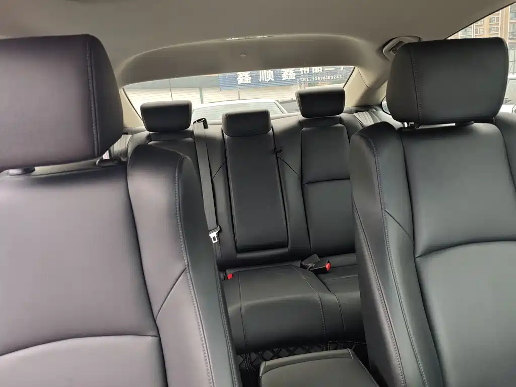 Honda Accord — миниатюра 11