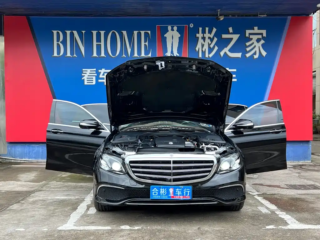 Mercedes-Benz E-Class — миниатюра 28