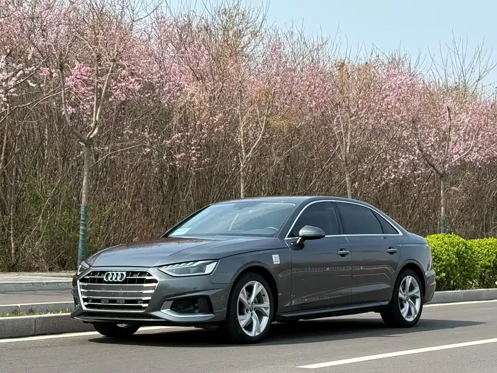 Audi A4L 2021