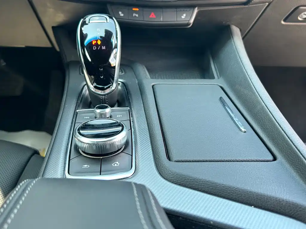 Cadillac CT5 — миниатюра 14