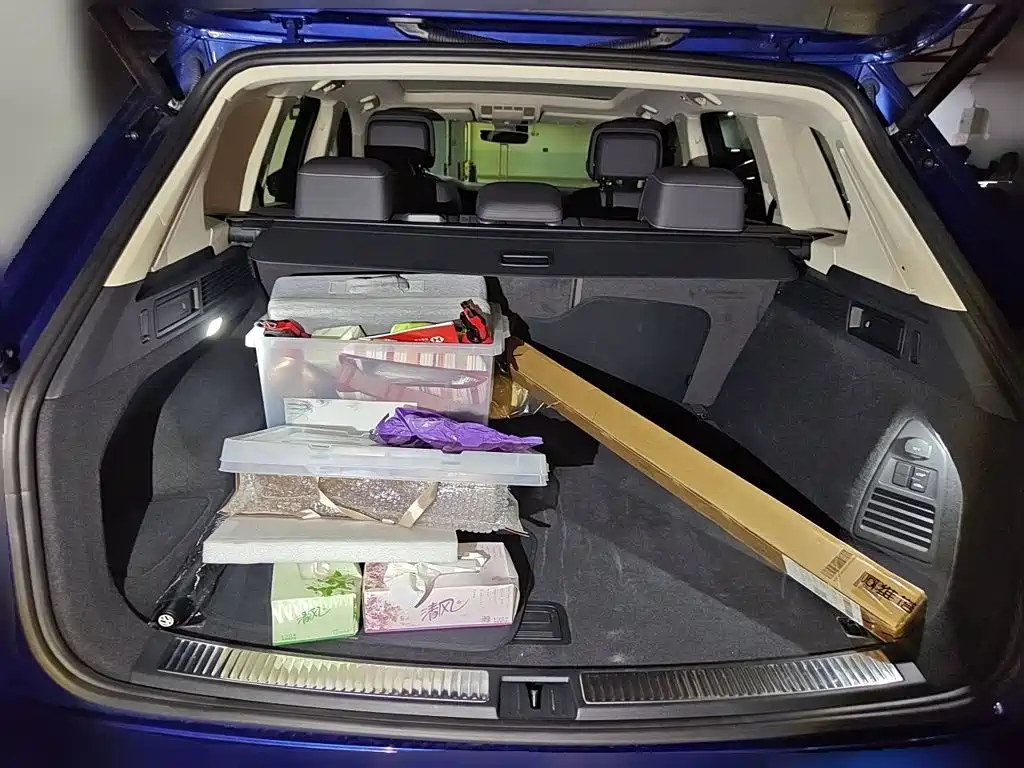 Volkswagen Touareg — миниатюра 20