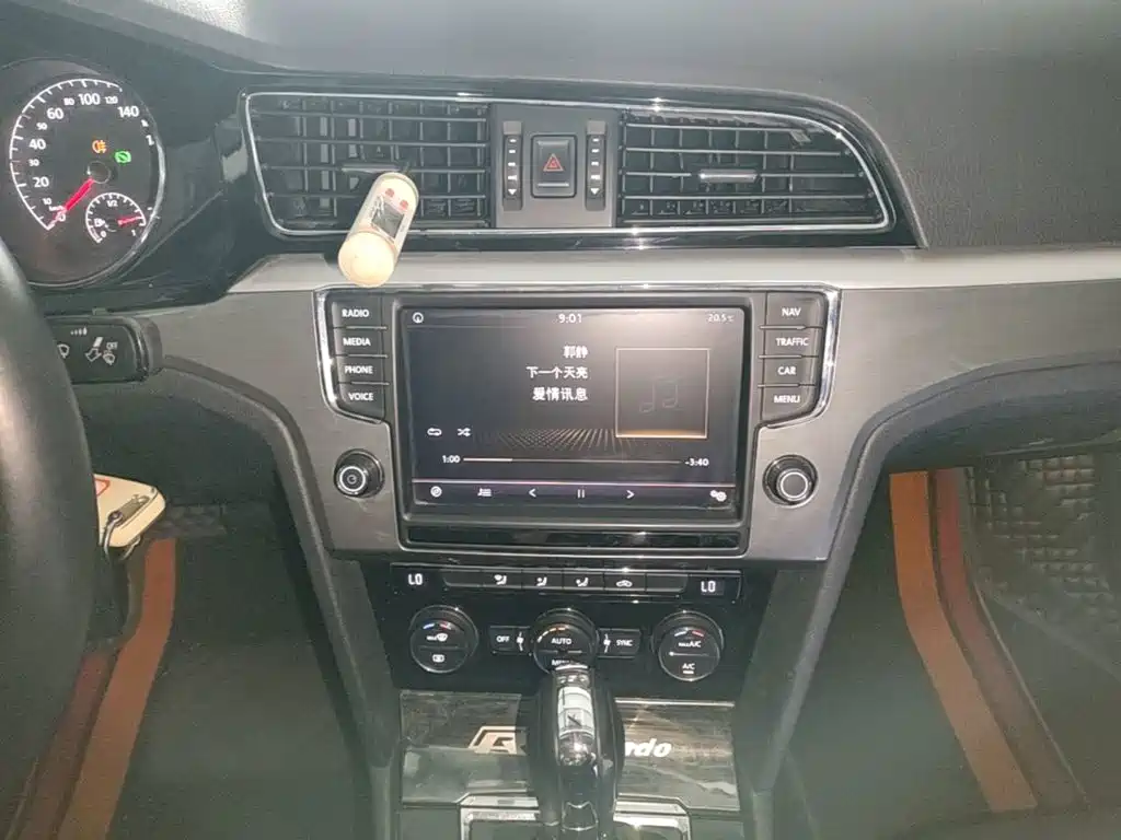 Volkswagen Lamando — миниатюра 13