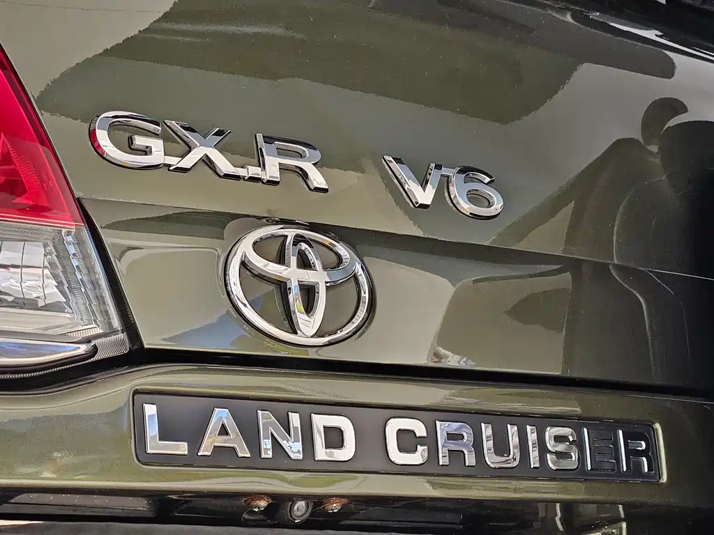 Toyota Land Cruiser — миниатюра 10