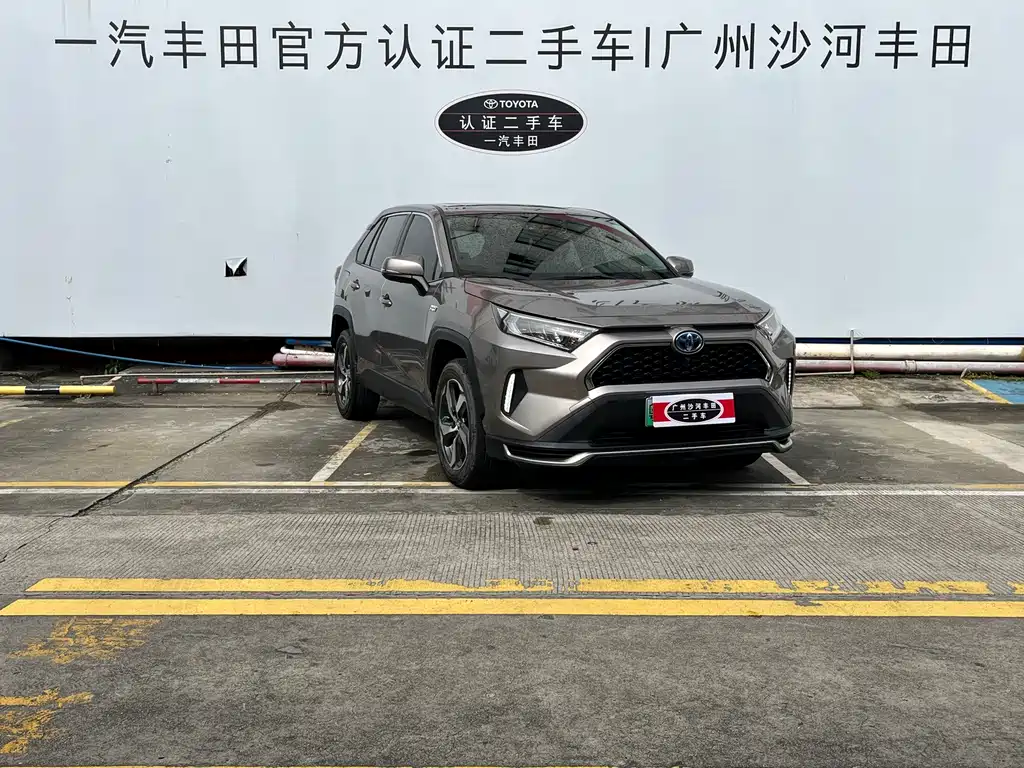 Toyota RAV4 Prime — миниатюра 3