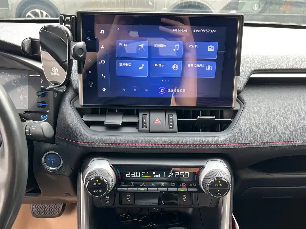 Toyota RAV4 Prime — миниатюра 22