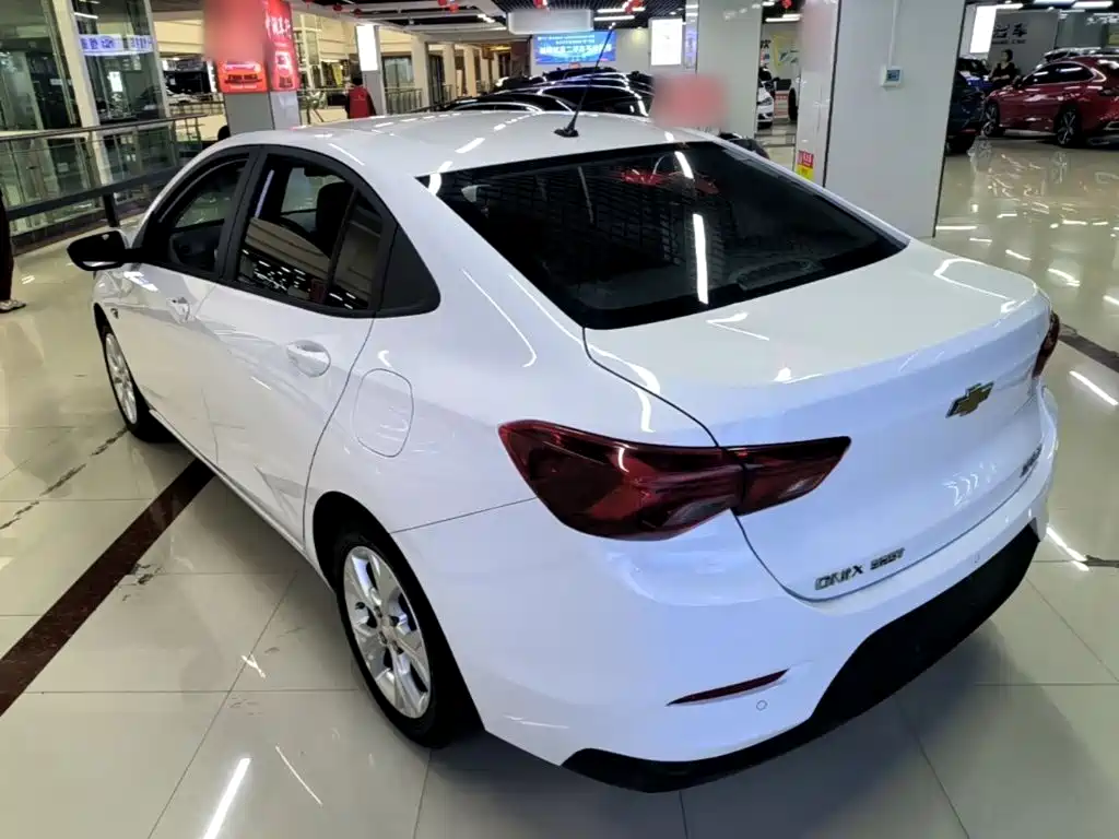 Chevrolet Cavalier — миниатюра 5
