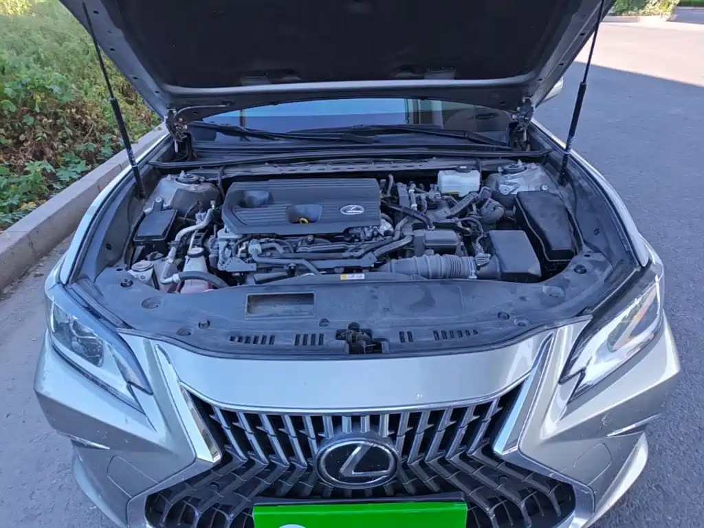 Lexus ES — миниатюра 20