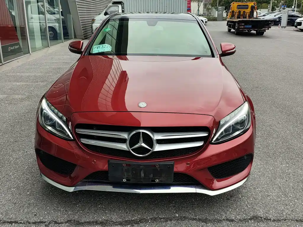 Mercedes-Benz C-Class — миниатюра 2