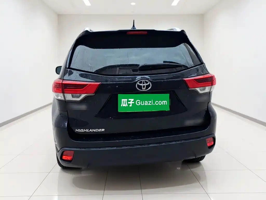 Toyota Highlander — миниатюра 3