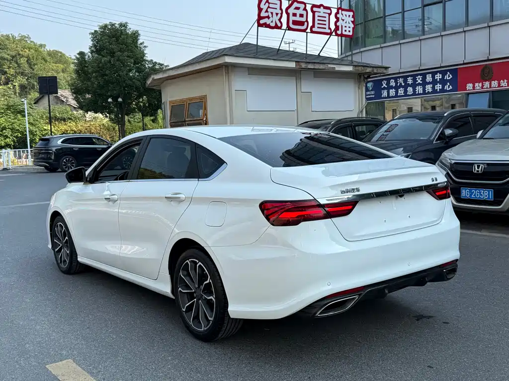 Geely Binrui — миниатюра 7