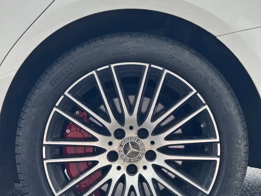 Mercedes-Benz C-Class — миниатюра 11