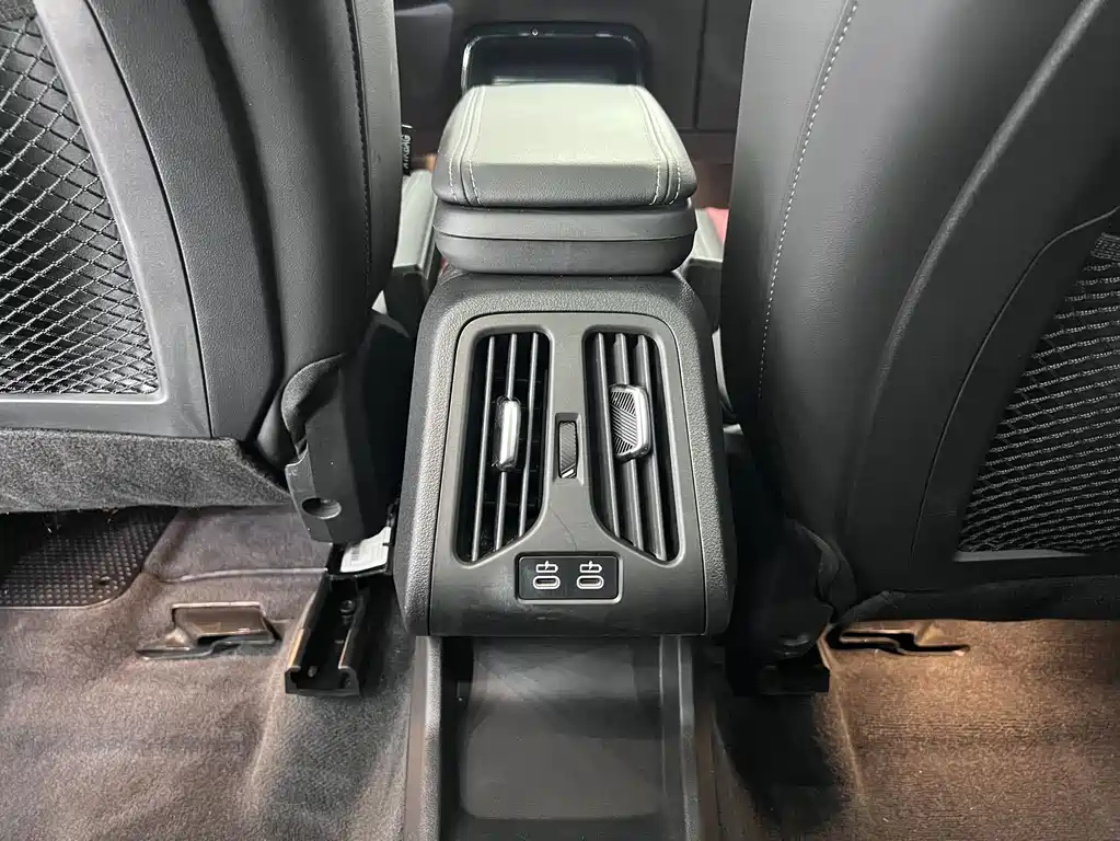 BMW X1 — миниатюра 14