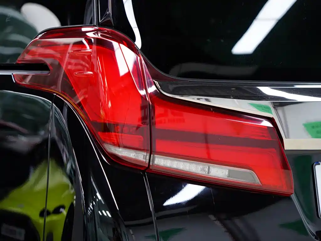 Toyota Alphard 2023 2.5L Premium