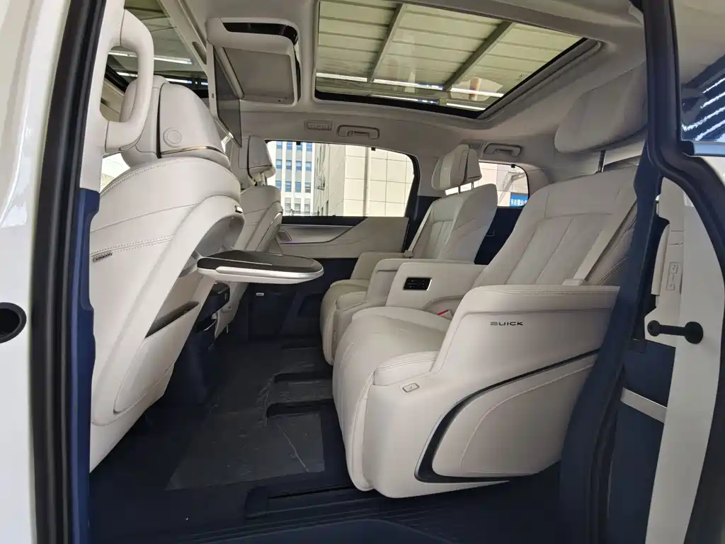 Buick GL8 Hybrid — миниатюра 15