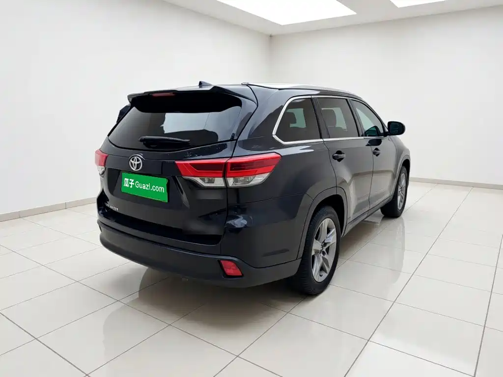 Toyota Highlander — миниатюра 4