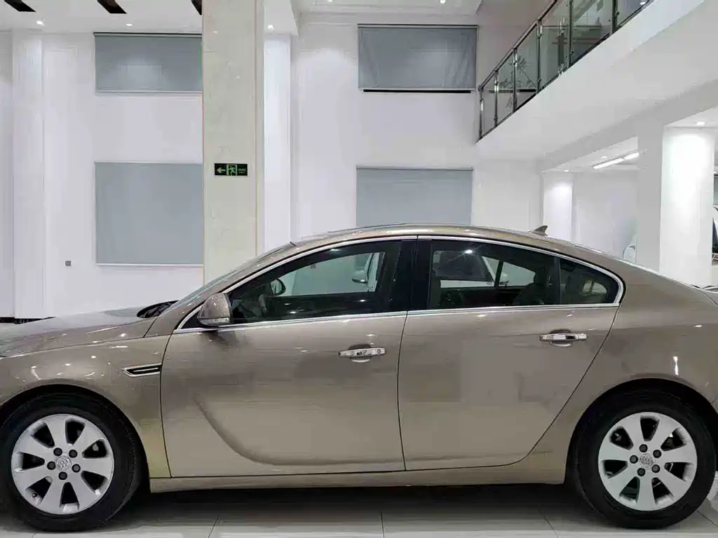 Buick Regal — миниатюра 12