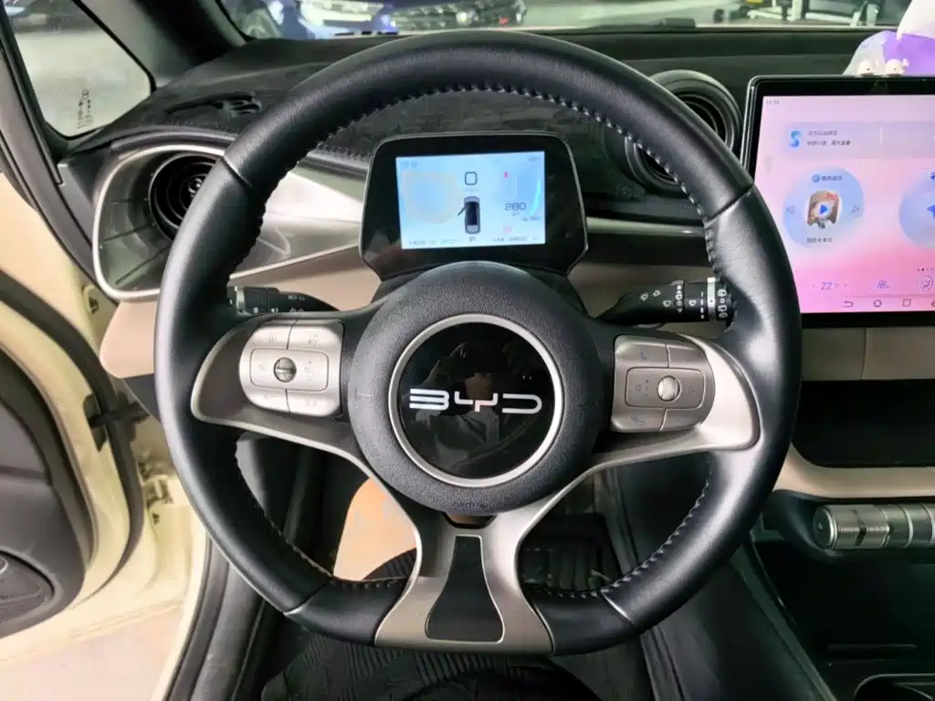 BYD Dolphin — миниатюра 11