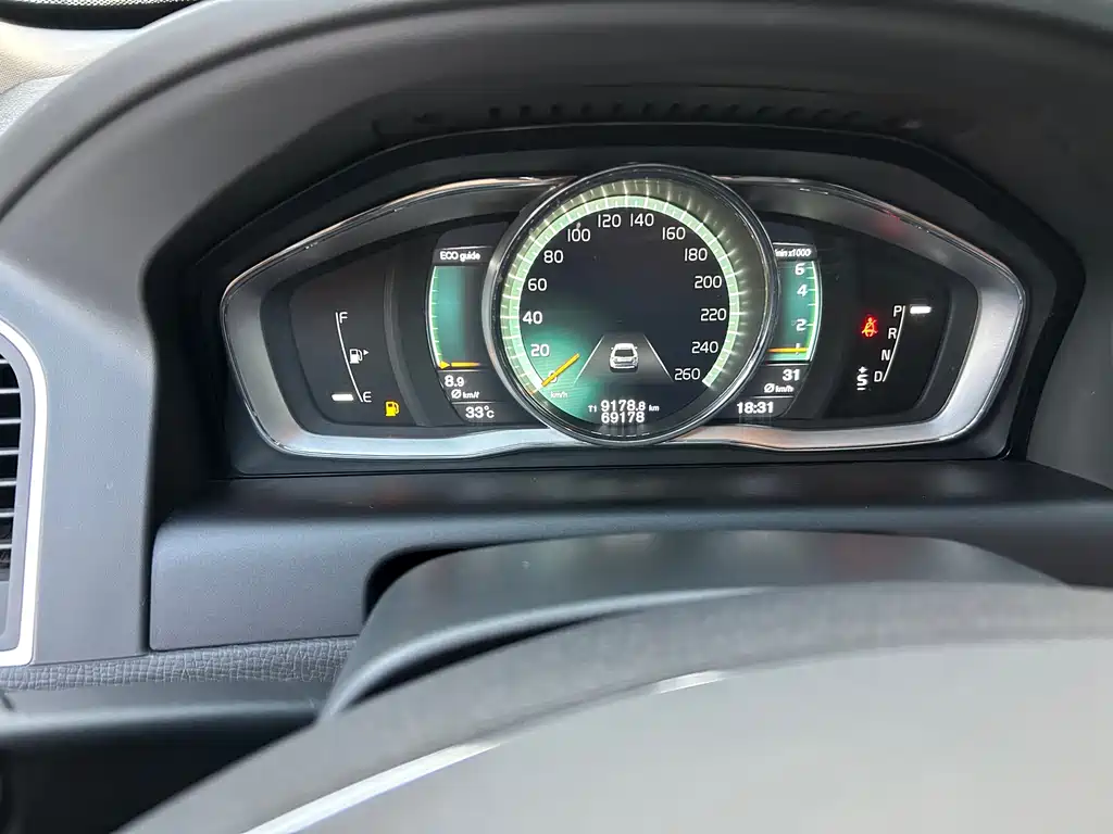 Volvo XC60 — миниатюра 14