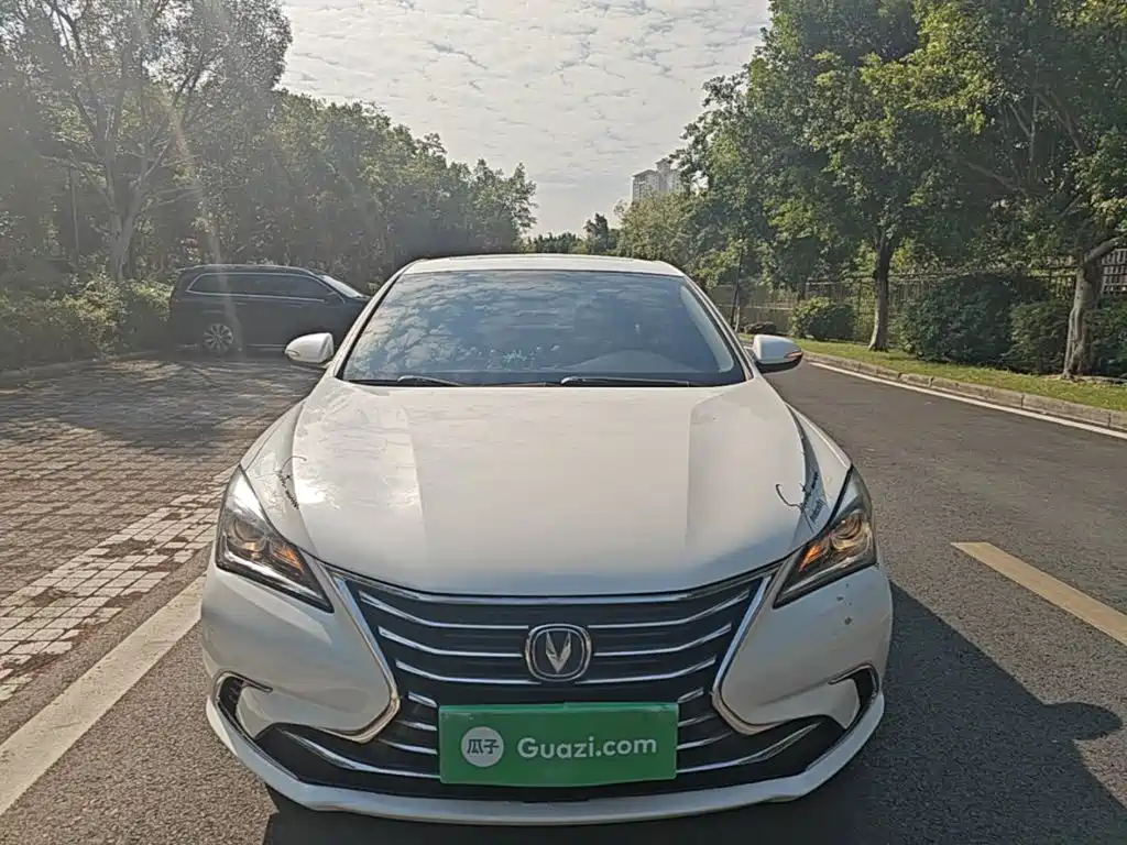 Changan Eado — миниатюра 3