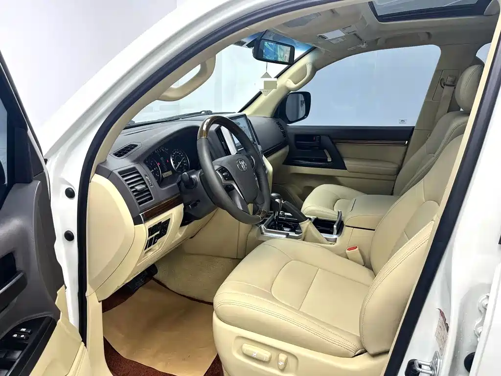 Toyota Land Cruiser — миниатюра 5