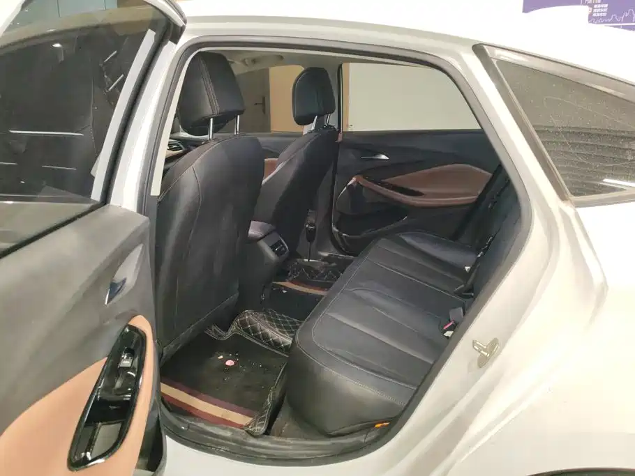 Buick Verano — миниатюра 11
