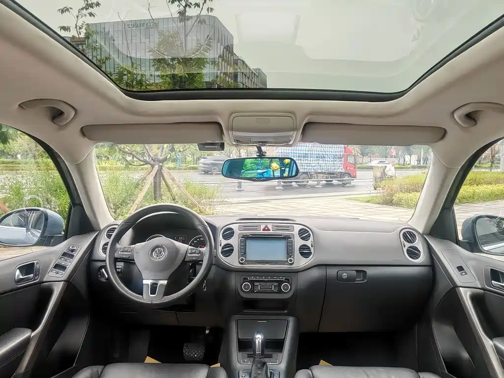 Volkswagen Tiguan — миниатюра 14