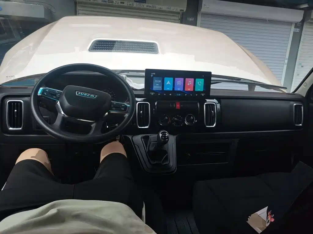 IVECO Daily — миниатюра 10