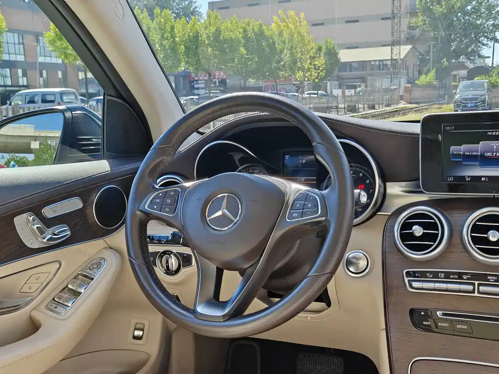 Mercedes-Benz GLC — миниатюра 26