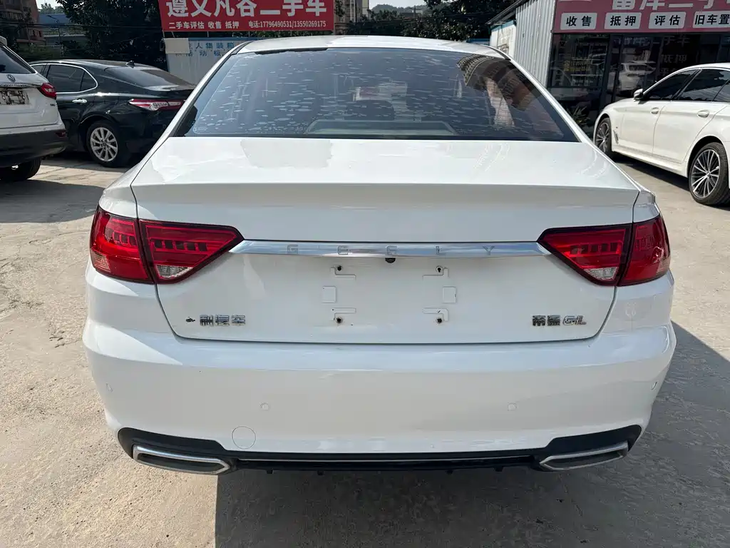 Geely Emgrand GL — миниатюра 5