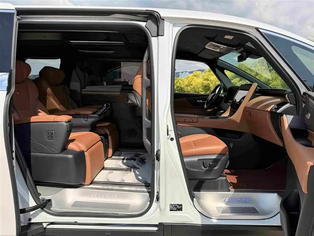 Toyota Vellfire — фотографии объявления, Фото 14