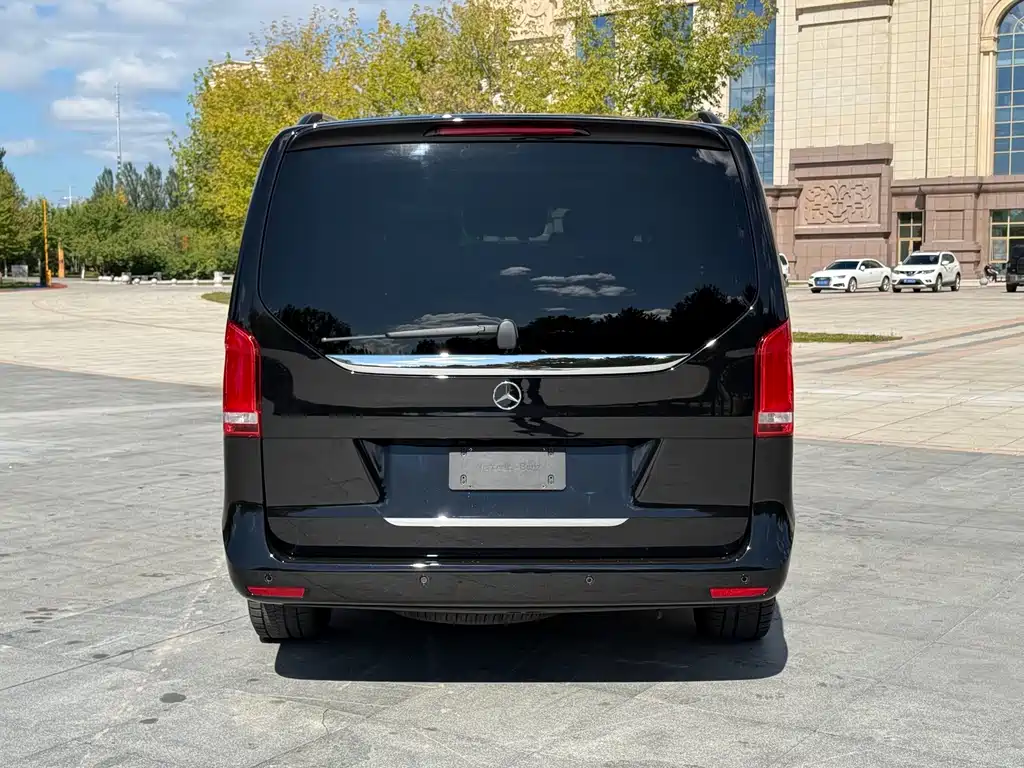 Mercedes-Benz V-Class — миниатюра 8