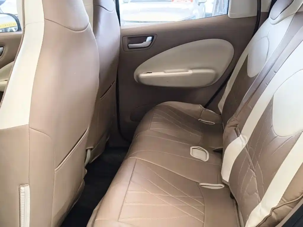 Wuling MINIEV — миниатюра 17