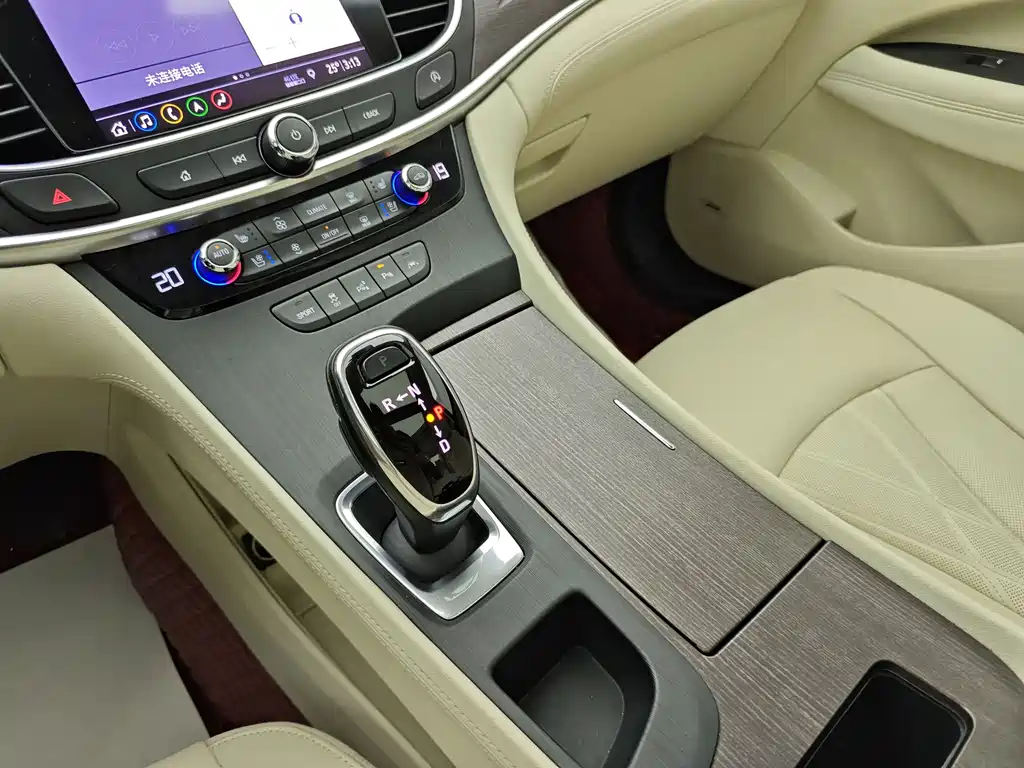 Buick LaCrosse — фотографии объявления, Фото 31