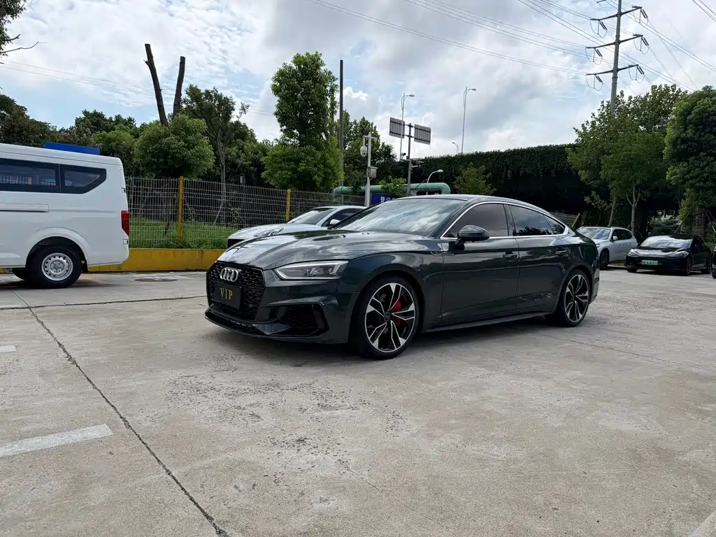 Audi A5 (Import)