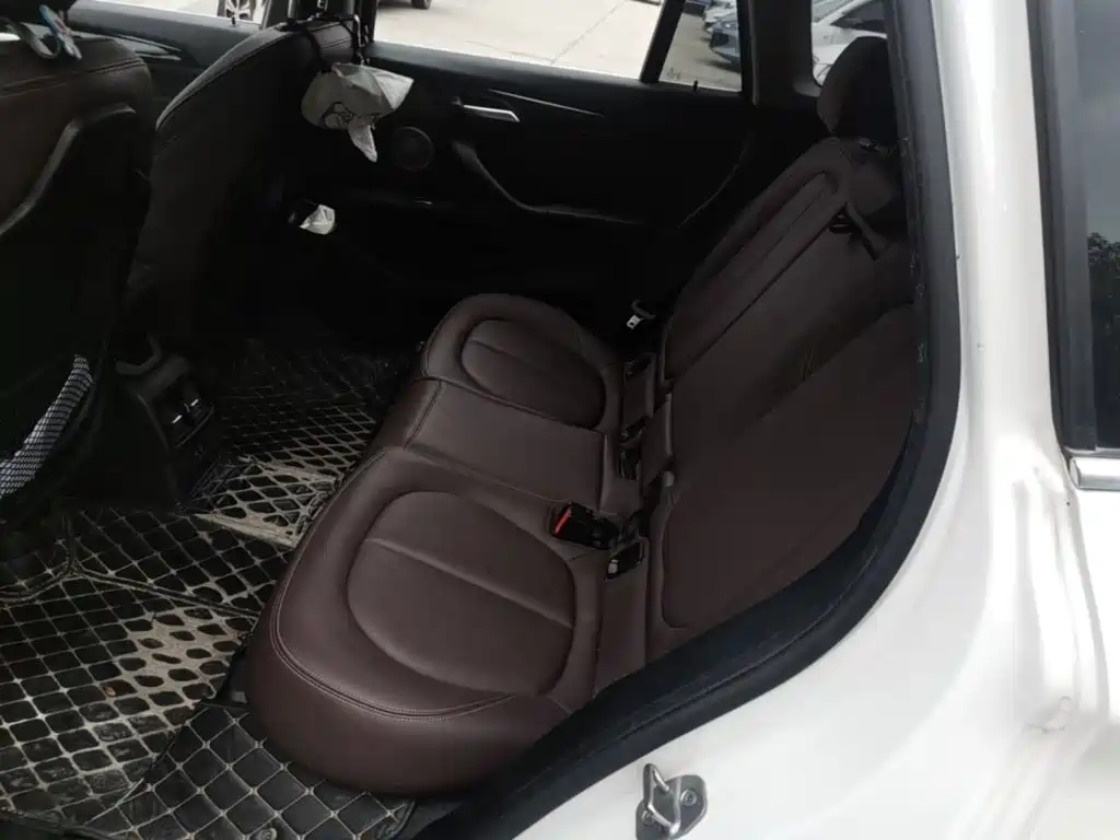 BMW X1 — миниатюра 17