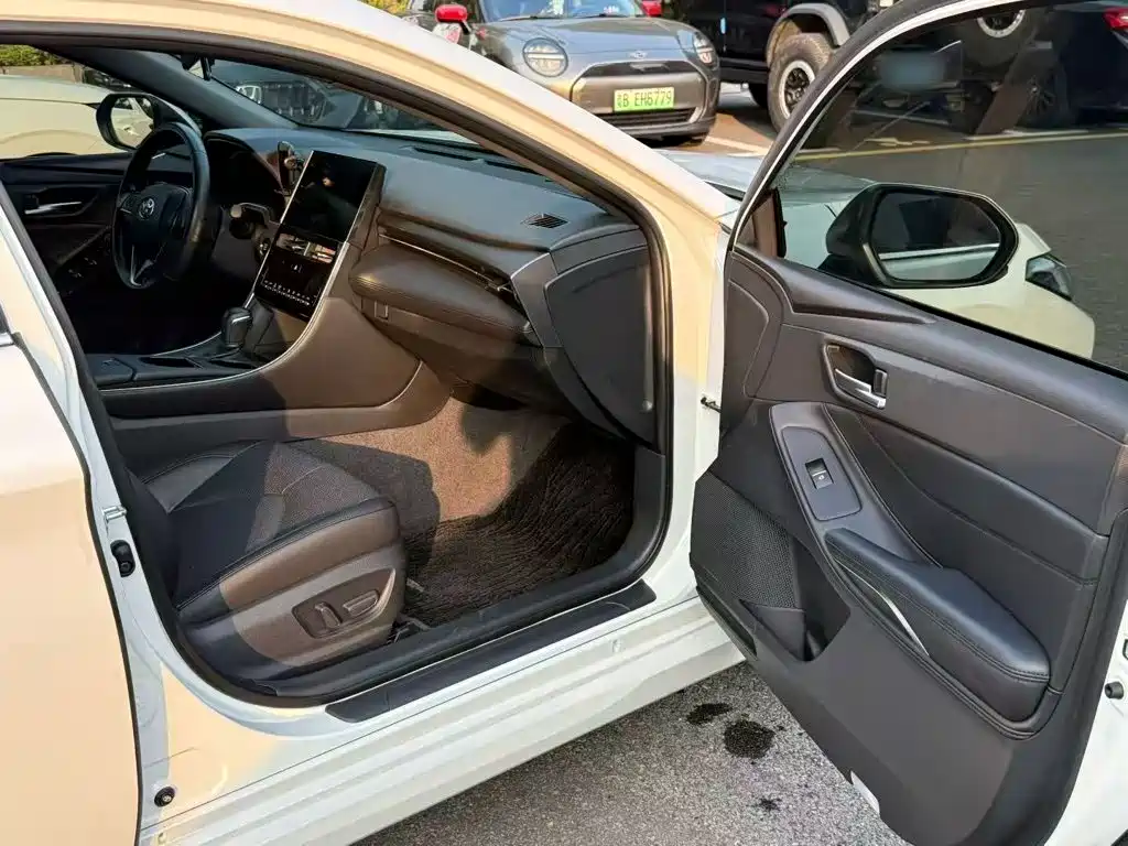 Toyota Avalon — миниатюра 25