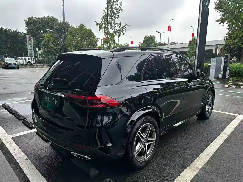 Mercedes-Benz GLE (Import) — миниатюра 8
