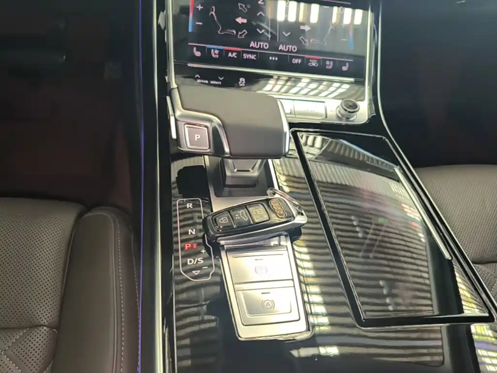 Audi A8 — миниатюра 14