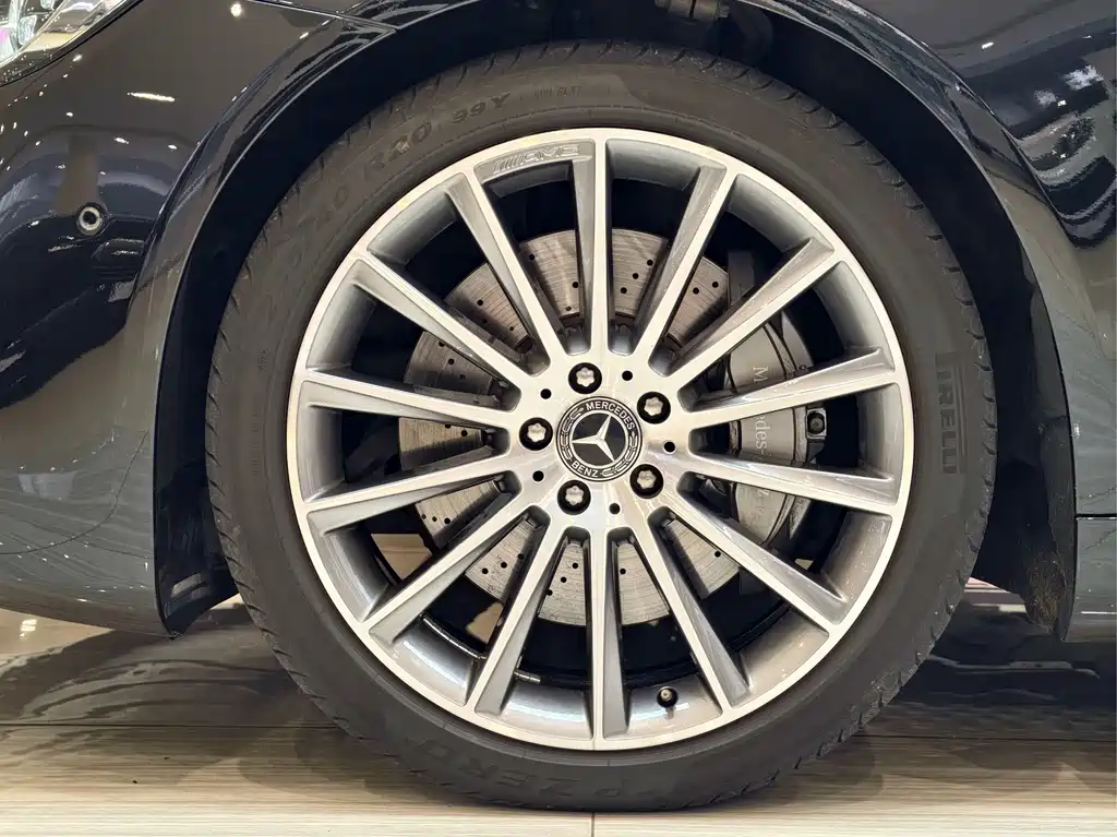 Mercedes-Benz S-Class — миниатюра 23