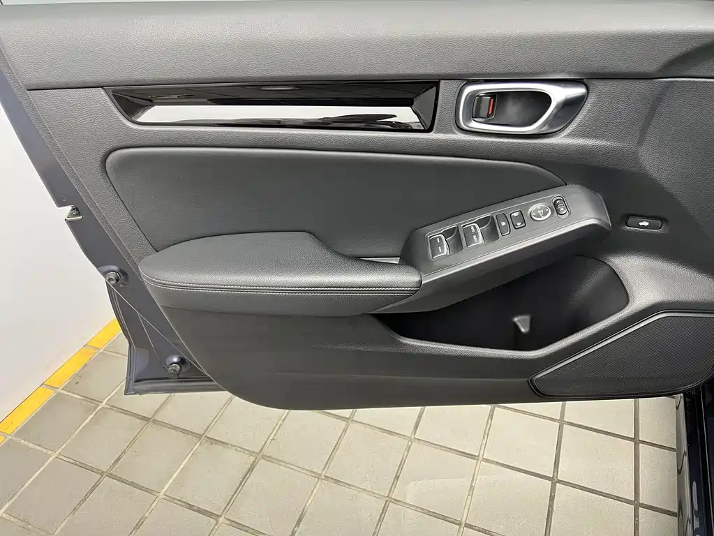 Honda Civic — миниатюра 15