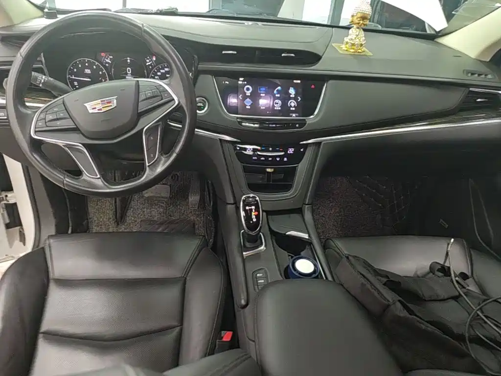 Cadillac XT5 — миниатюра 10