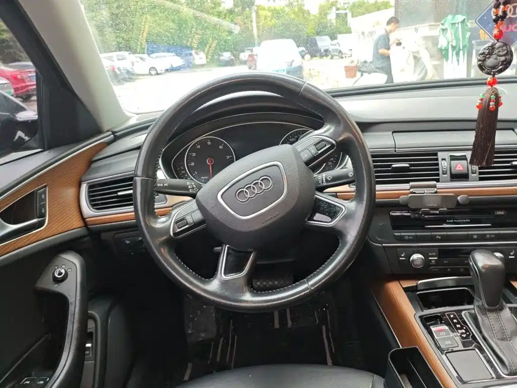 Audi A6L — миниатюра 3