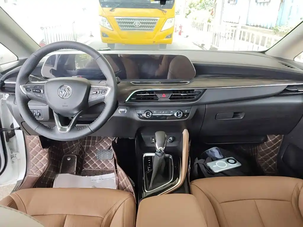 Buick GL6 — миниатюра 10