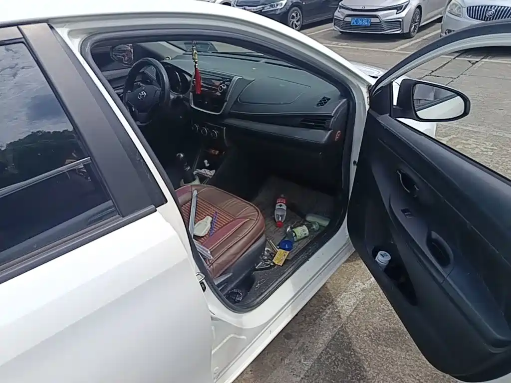 Toyota Vios — миниатюра 9