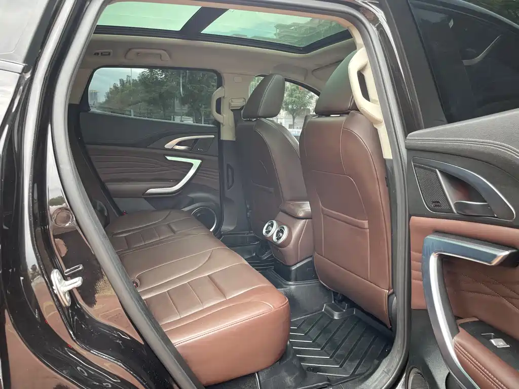 WEI PAI WEI BRAND VV7