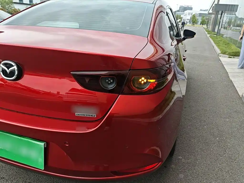Mazda 3 Axela — миниатюра 8