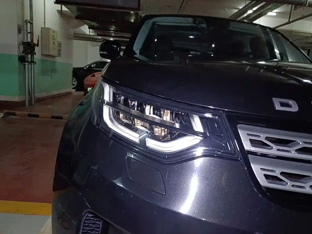 Land Rover Discovery — миниатюра 7
