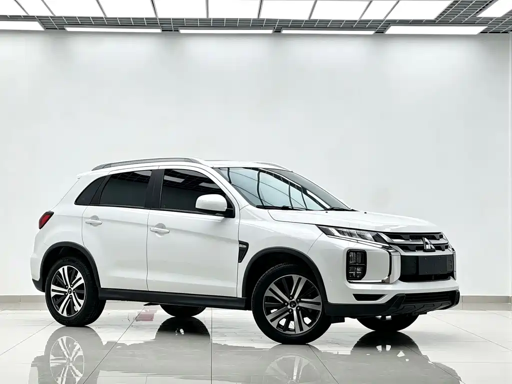 Mitsubishi ASX — миниатюра 5