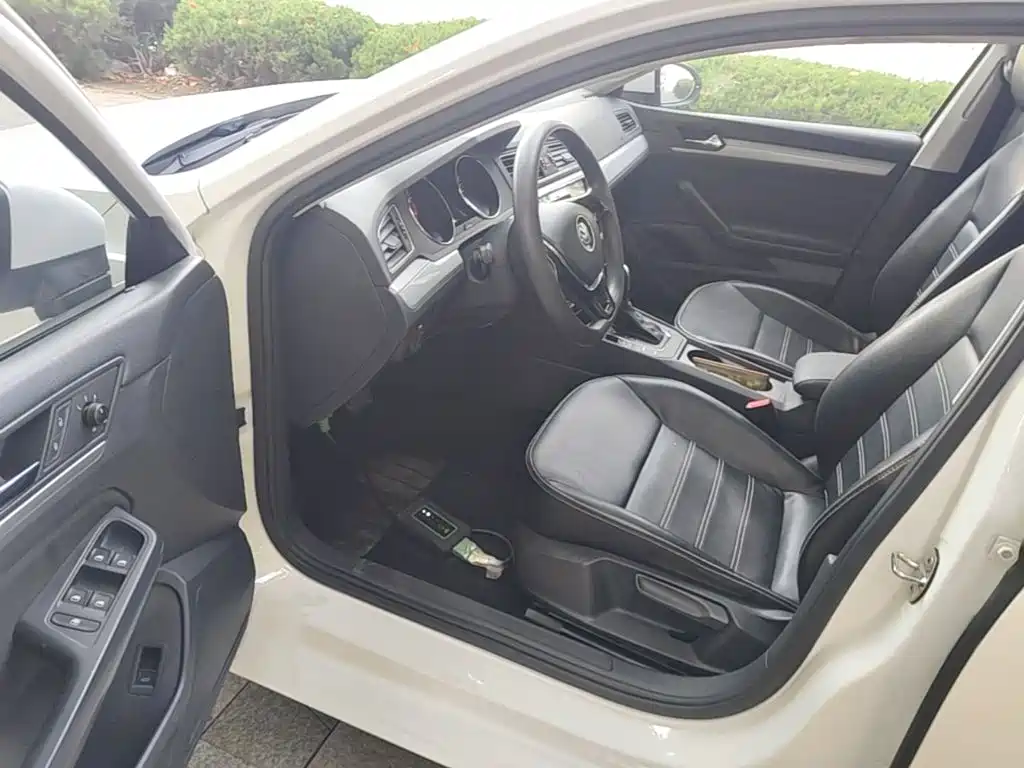 Volkswagen Lamando — миниатюра 16