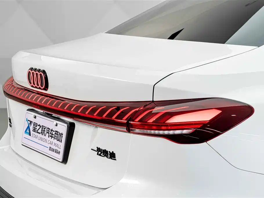 Audi A5L 2026 2.0T Sport quattro